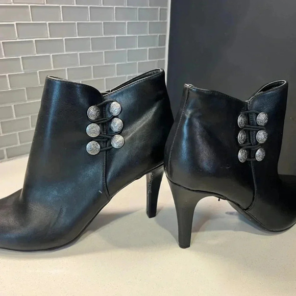 Rialto Black Ankle Boots Size 10 - Picture 9 of 11